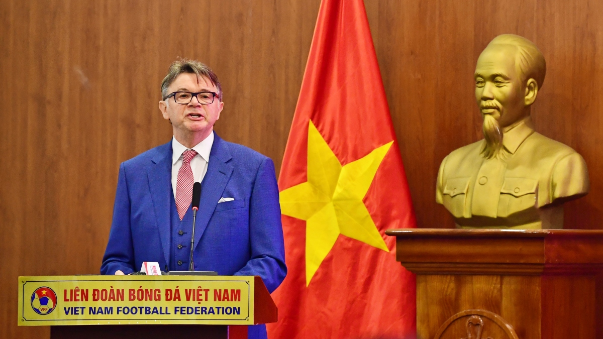 BLV Quang Huy: HLV Troussier cần cơ duyên để thành công với bóng đá Việt Nam